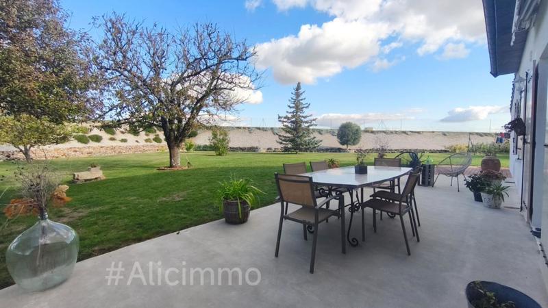 Maison - 147 m² - 6 pièces