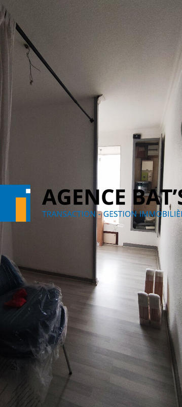 Bureau - 80 m² - 5 pièces