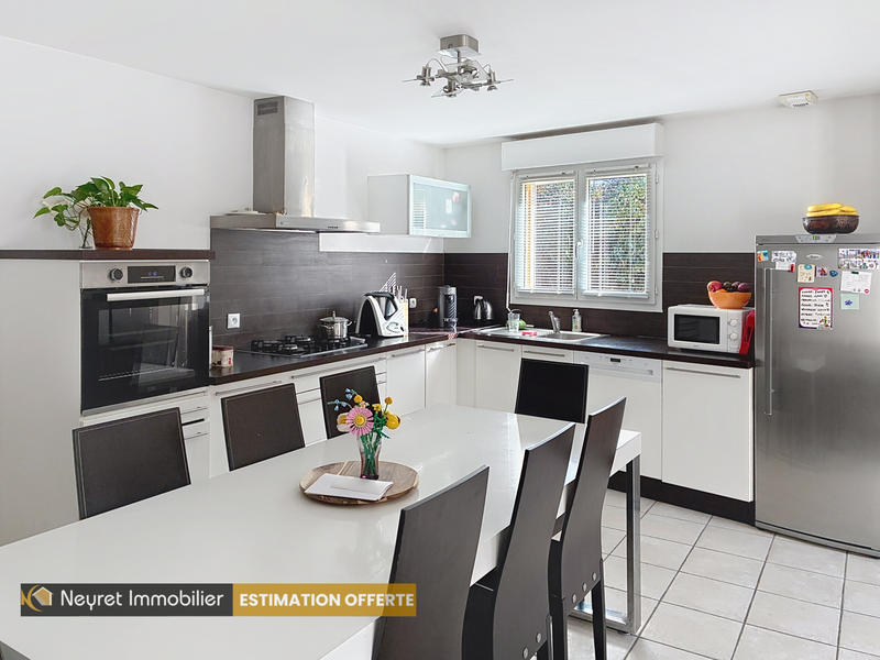 Maison - 82 m² - 4 pièces