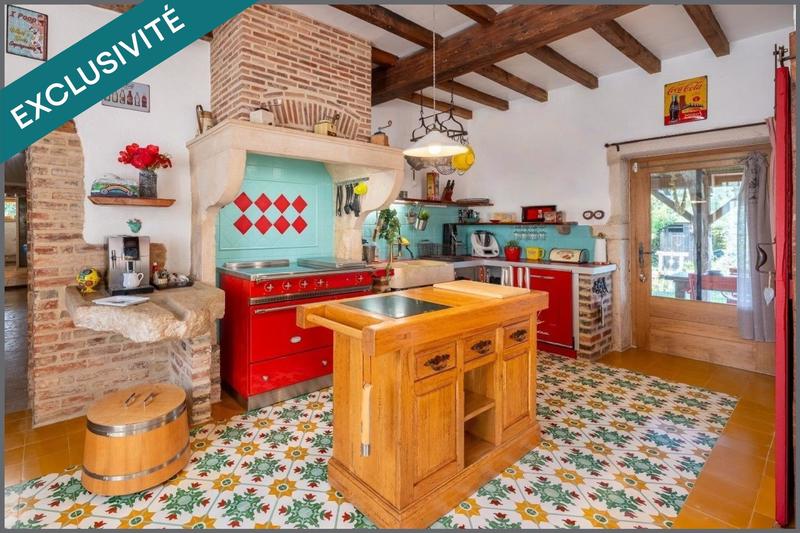 Maison - 327 m² - 7 pièces