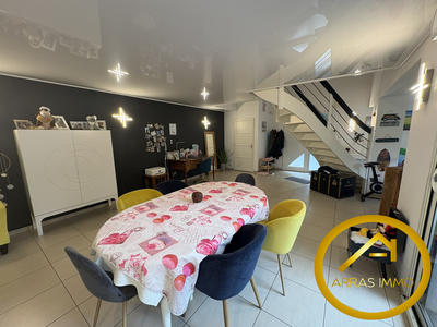 Maison - 136 m² - 4 pièces