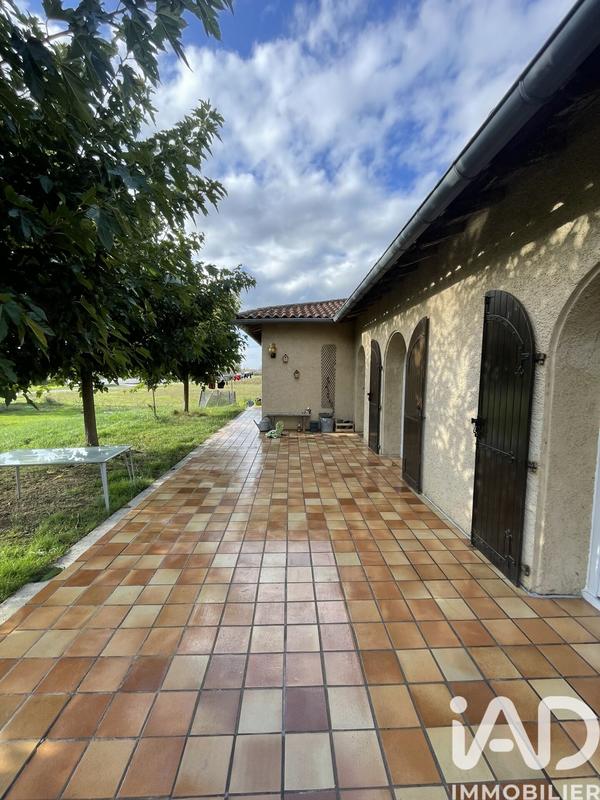 Maison - 206 m² - 5 pièces