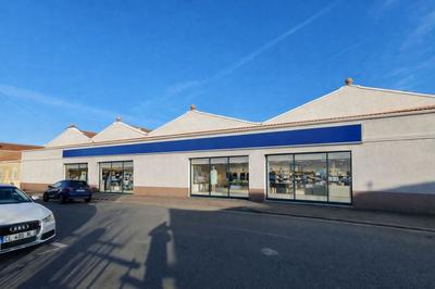 Local commercial - 200 m²