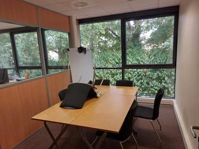 Bureau - 85 m²