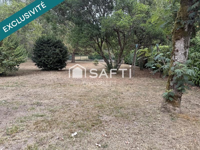 Maison - 235 m² - 7 pièces