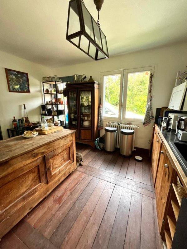 Maison - 170 m² - 9 pièces