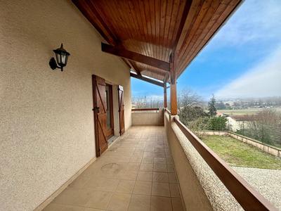 Maison - 97 m² - 4 pièces