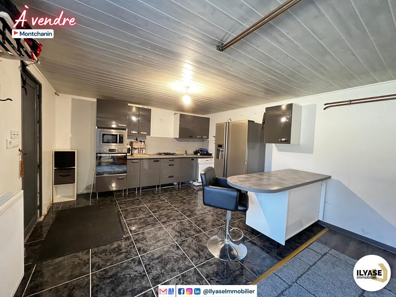 Maison - 158 m² - 7 pièces