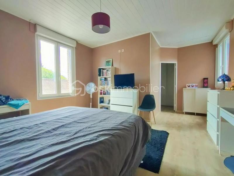 Maison - 241 m² - 7 pièces