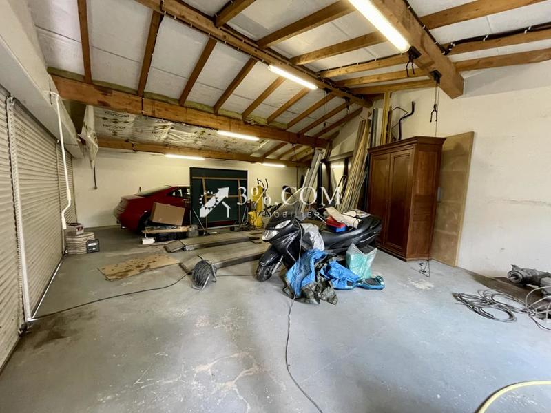 Maison - 160 m² - 7 pièces