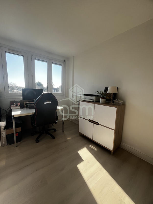 Appartement - 81 m² - 4 pièces