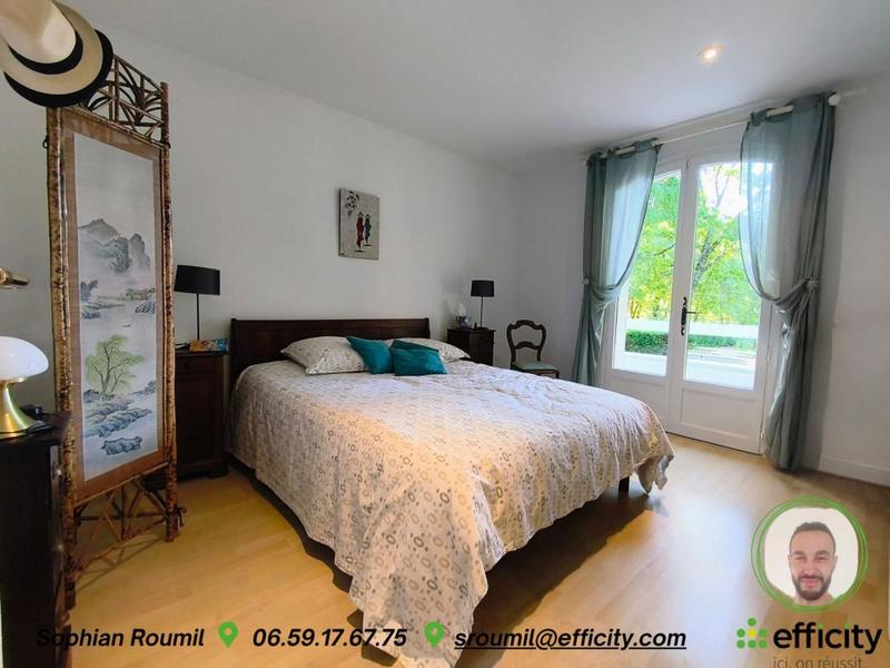 Maison - 151 m² - 6 pièces