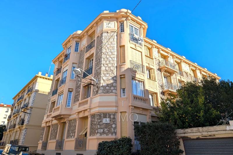 Appartement - 95 m² - 4 pièces