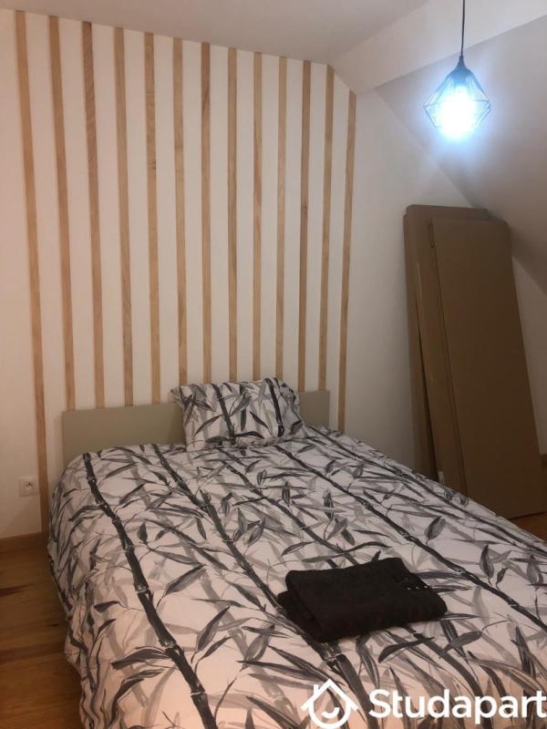 Chambre - 9 m² - 1 pièce