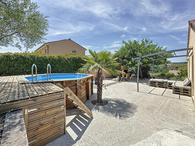 Maison - 137 m² - 7 pièces