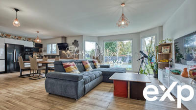 Maison - 113 m² - 6 pièces