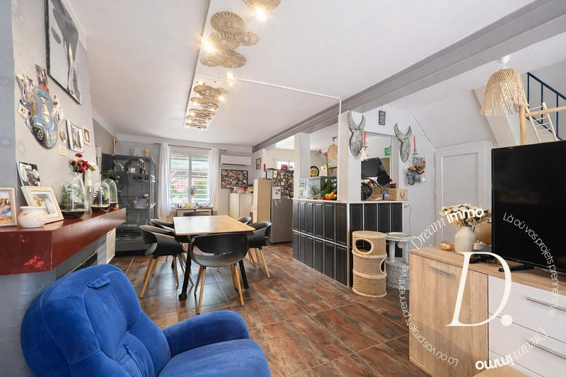 Maison traditionnelle - 120 m² - 7 pièces