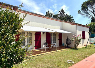 Maison - 250 m² - 7 pièces