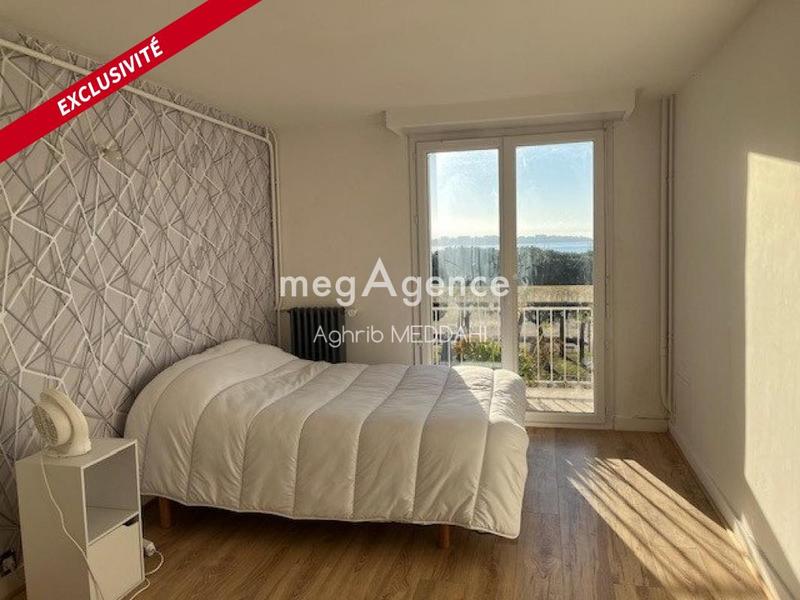 Appartement - 174 m² - 8 pièces