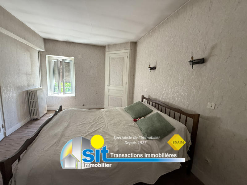 Maison - 198 m² - 7 pièces