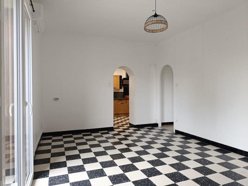 Appartement - 79 m² - 3 pièces