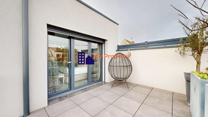 Maison contemporaine - 121 m² - 6 pièces