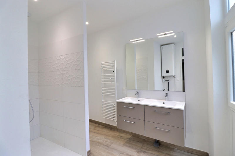 Appartement - 70 m² - 3 pièces