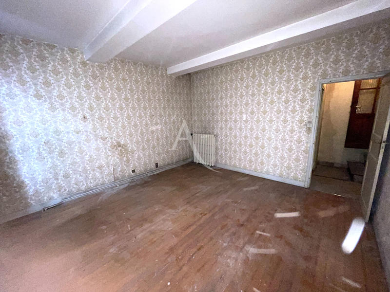 Immeuble - 152 m² - 6 pièces