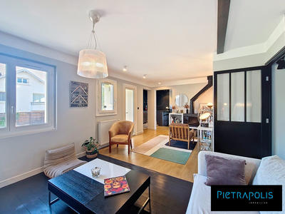 Maison - 140 m² - 5 pièces