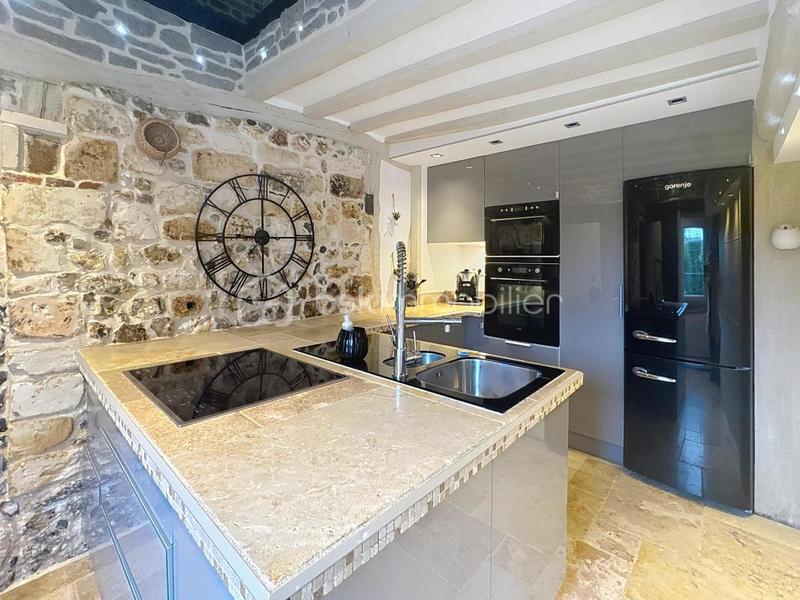 Chaumière - 64 m² - 3 pièces