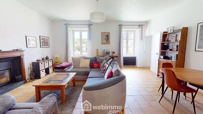 Maison - 286 m² - 11 pièces