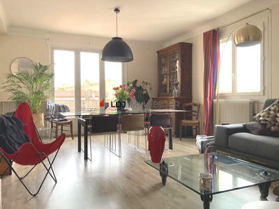 Appartement - 84 m² - 3 pièces