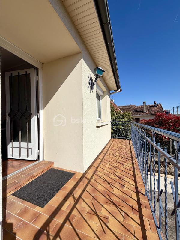 Maison - 84 m² - 4 pièces