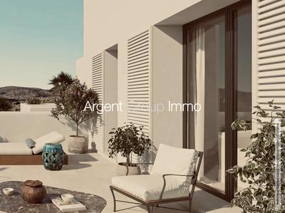 Appartement - 120 m² - 4 pièces