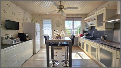 Maison - 144 m² - 5 pièces