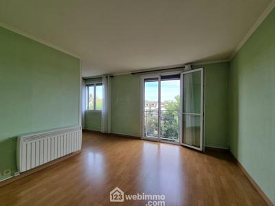 Appartement - 65 m² - 4 pièces