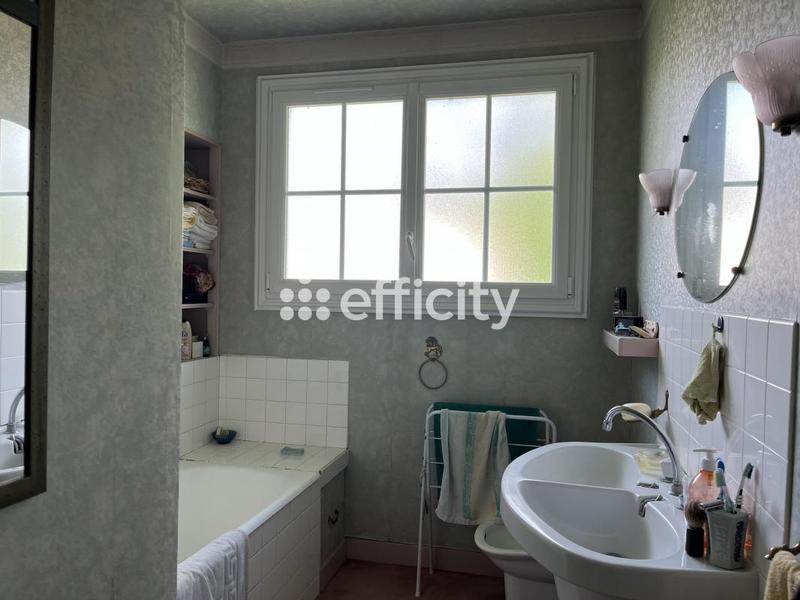 Maison - 91 m² - 5 pièces