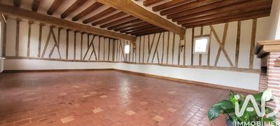 Maison - 232 m² - 8 pièces