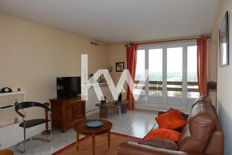 Appartement - 104 m² - 5 pièces