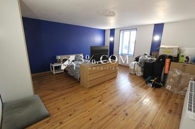 Maison - 209 m² - 6 pièces