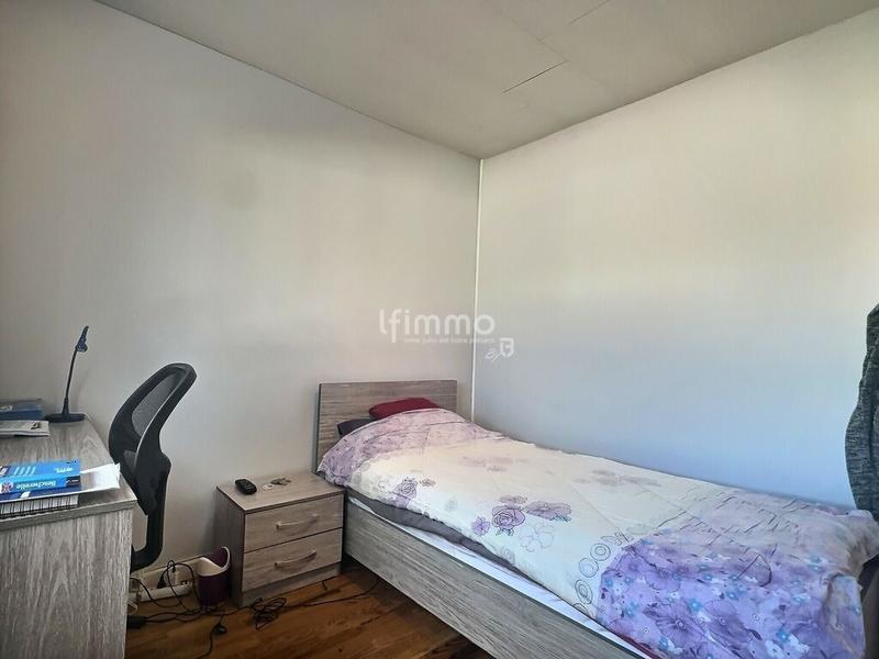 Maison - 80 m² - 5 pièces