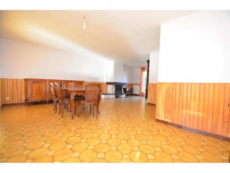 Maison - 137 m² - 5 pièces