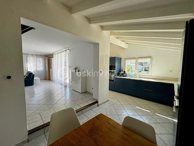 Villa - 170 m² - 6 pièces