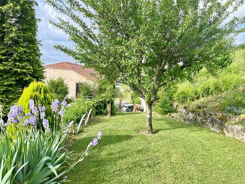 Maison - 212 m² - 8 pièces