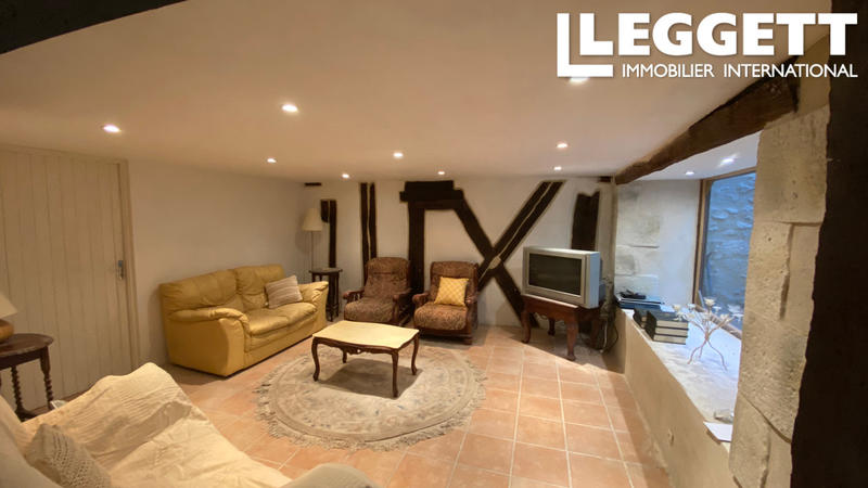 Maison - 227 m² - 7 pièces