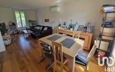 Maison - 110 m² - 4 pièces