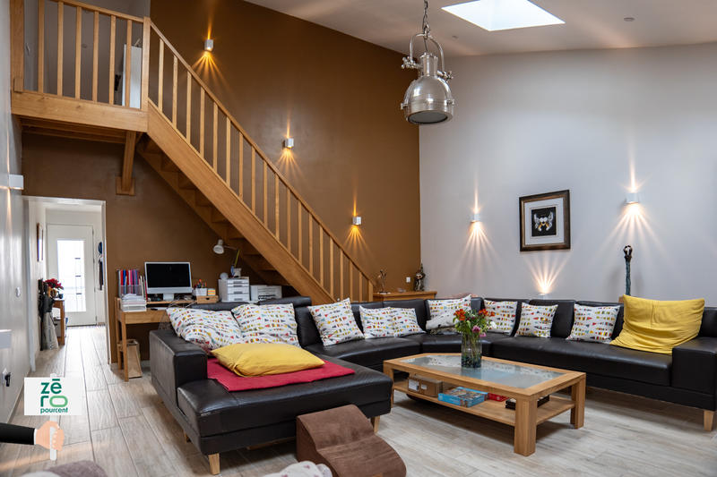 Maison - 191 m² - 6 pièces