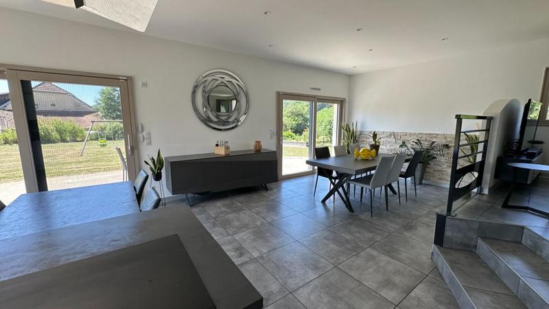 Maison - 135 m² - 6 pièces