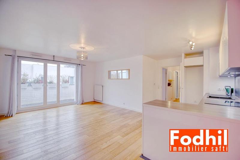 Appartement - 96 m² - 5 pièces