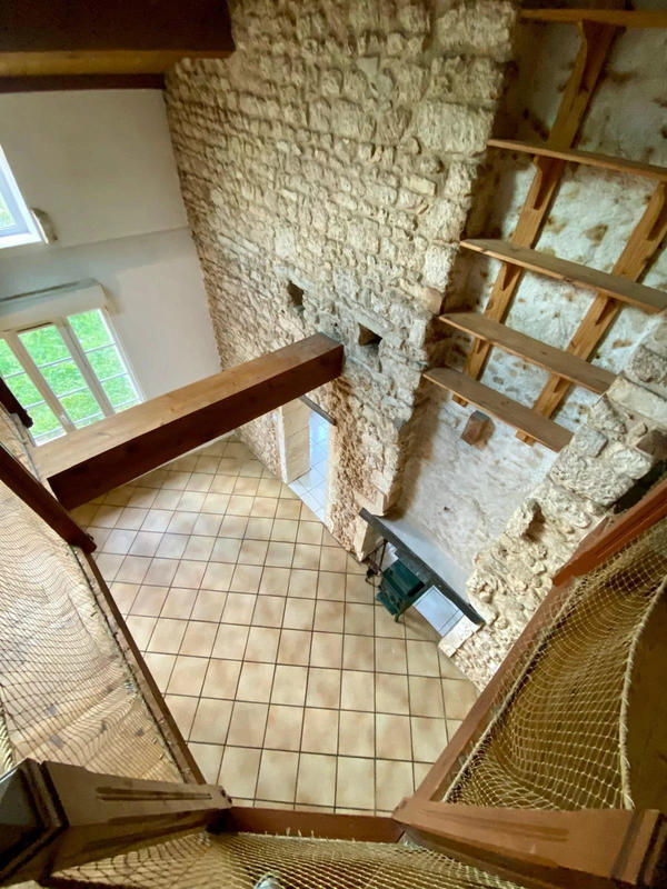 Maison traditionnelle - 134 m² - 4 pièces